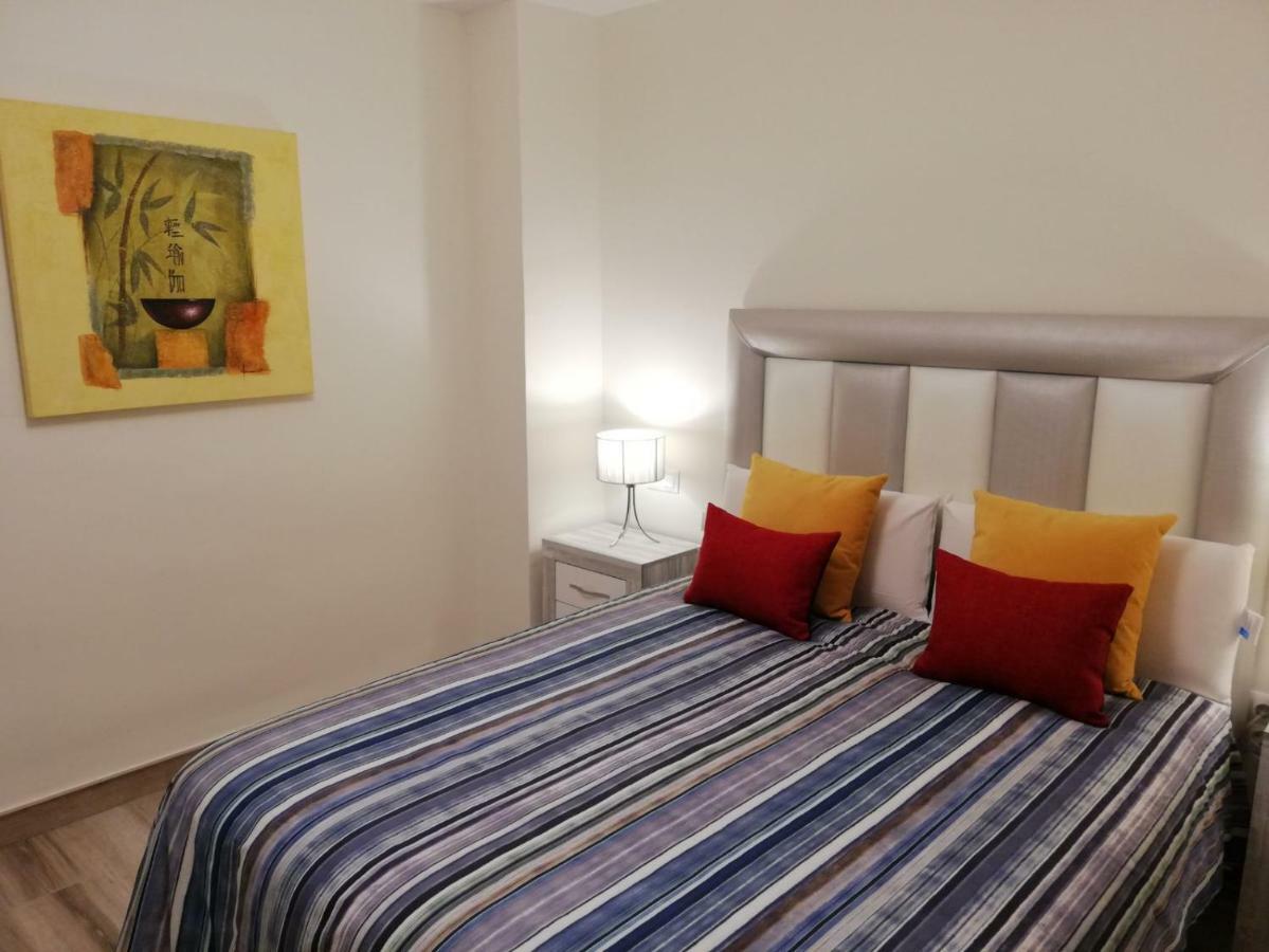 Apartamento Aurora Málaga Dış mekan fotoğraf