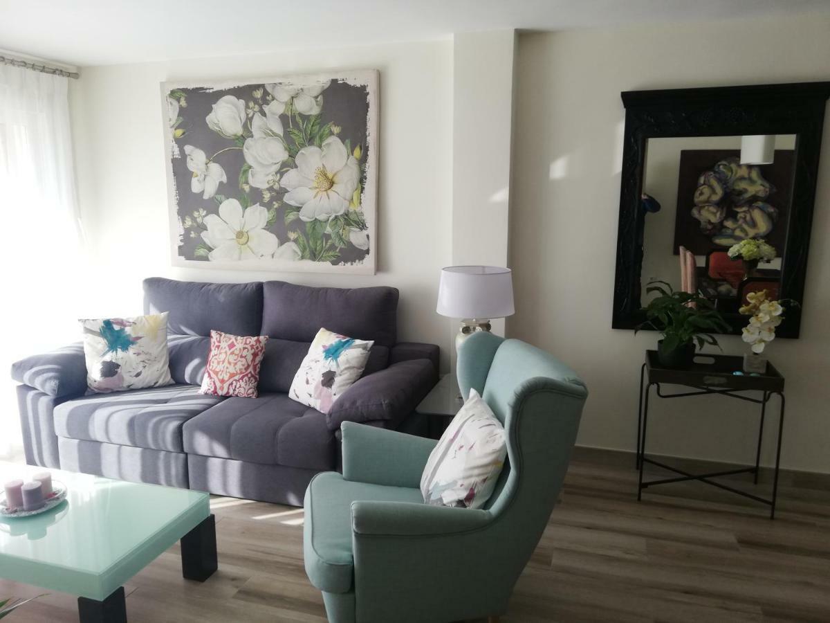 Apartamento Aurora Málaga Dış mekan fotoğraf