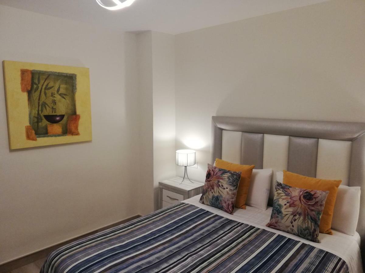 Apartamento Aurora Málaga Dış mekan fotoğraf